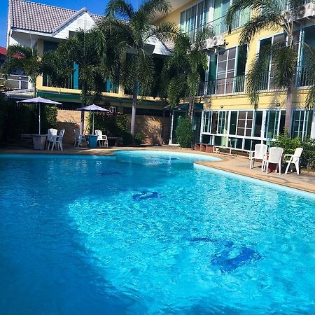 The O2 Aparthotel Udon Thani Exteriör bild
